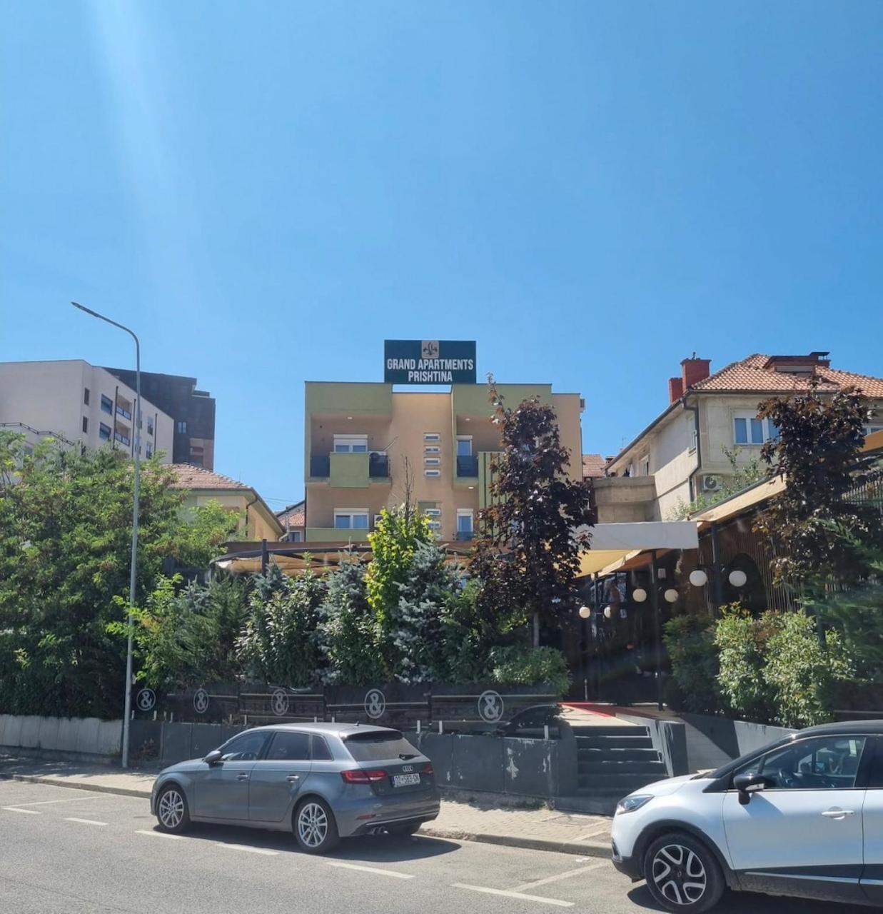 Grand Apartments Prishtina Приштина Экстерьер фото